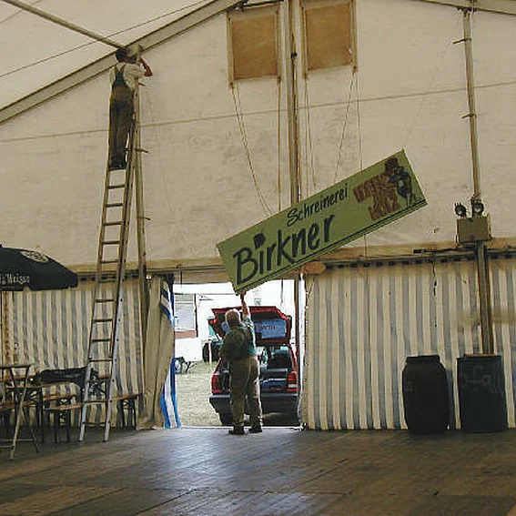 aufrgr04.jpg
